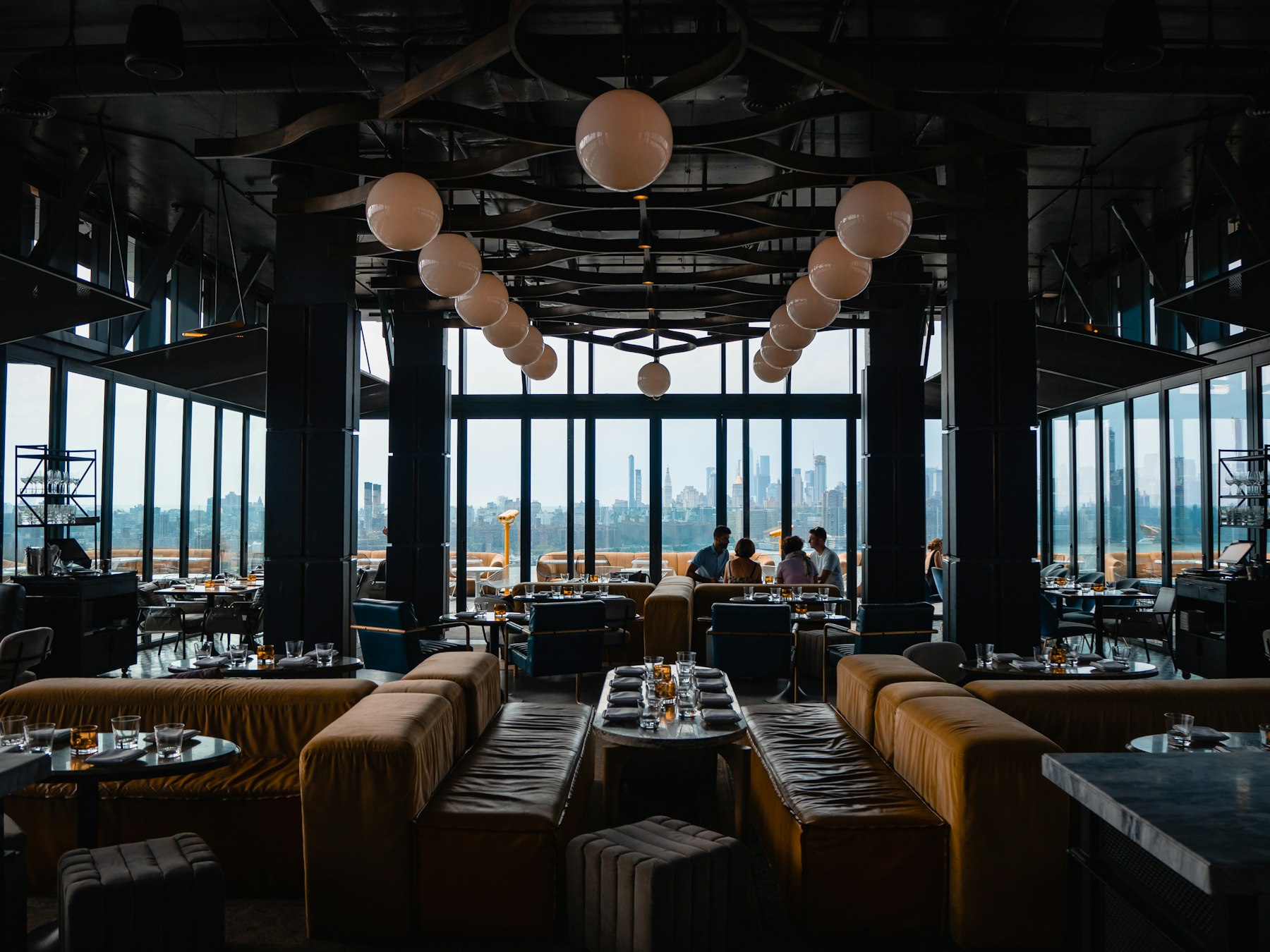 Lumière dining room